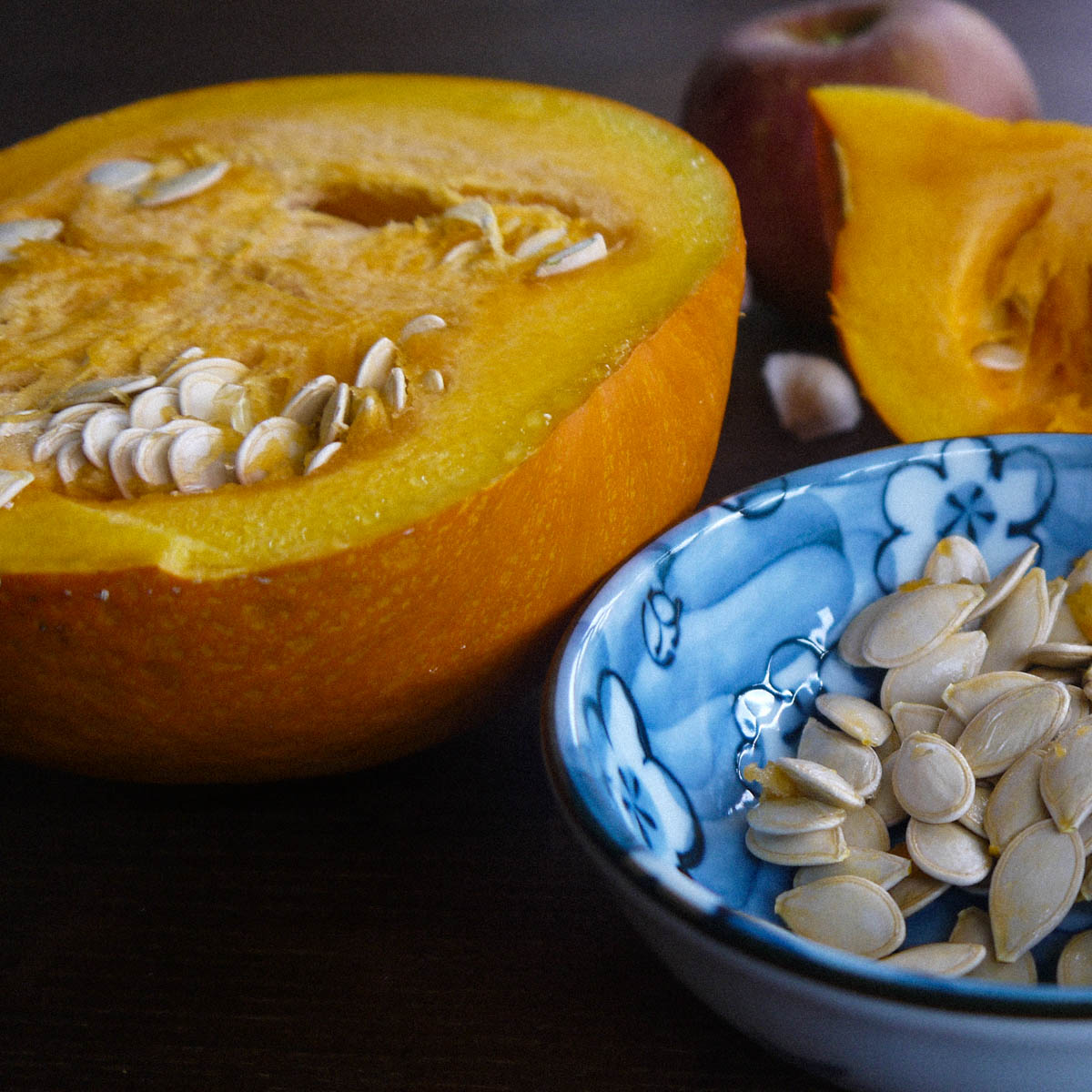 De pitten van pompoenen kun je roosteren voor een gezonde snack